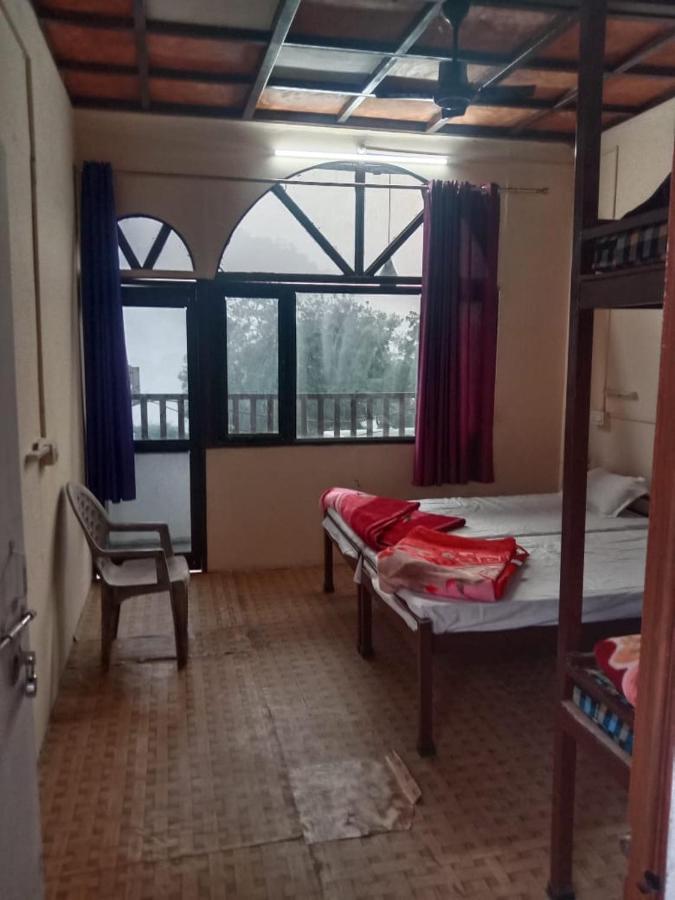 Anna Hostel Tapovan Rishīkesh Zewnętrze zdjęcie