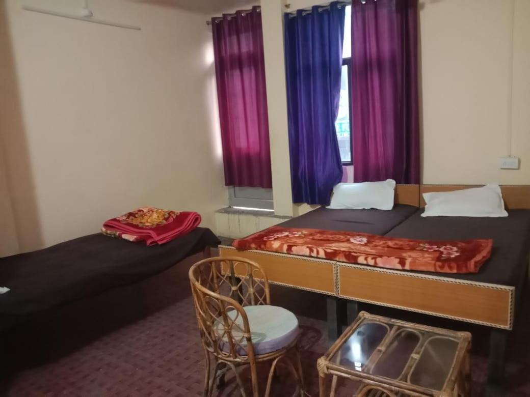 Anna Hostel Tapovan Rishīkesh Zewnętrze zdjęcie