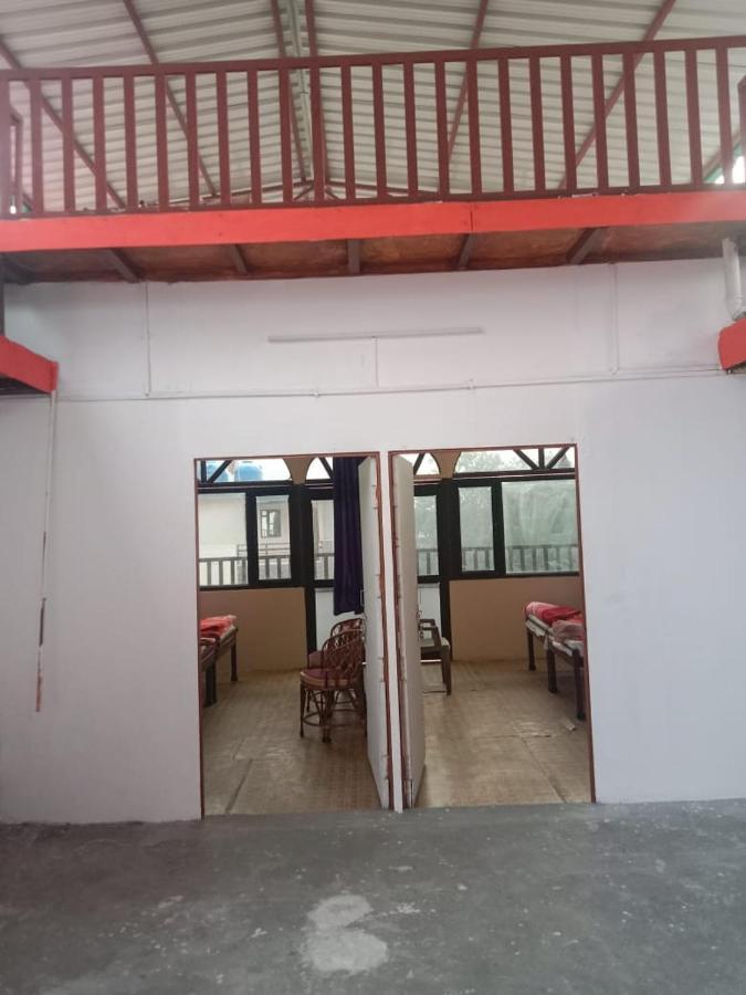 Anna Hostel Tapovan Rishīkesh Zewnętrze zdjęcie