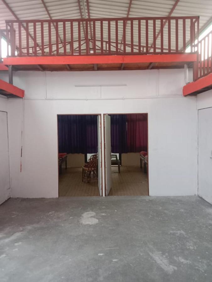Anna Hostel Tapovan Rishīkesh Zewnętrze zdjęcie