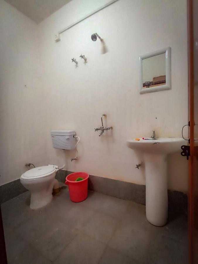 Anna Hostel Tapovan Rishīkesh Zewnętrze zdjęcie