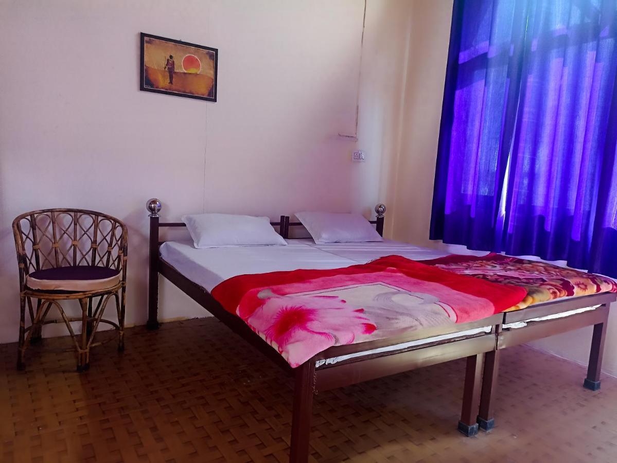 Anna Hostel Tapovan Rishīkesh Zewnętrze zdjęcie