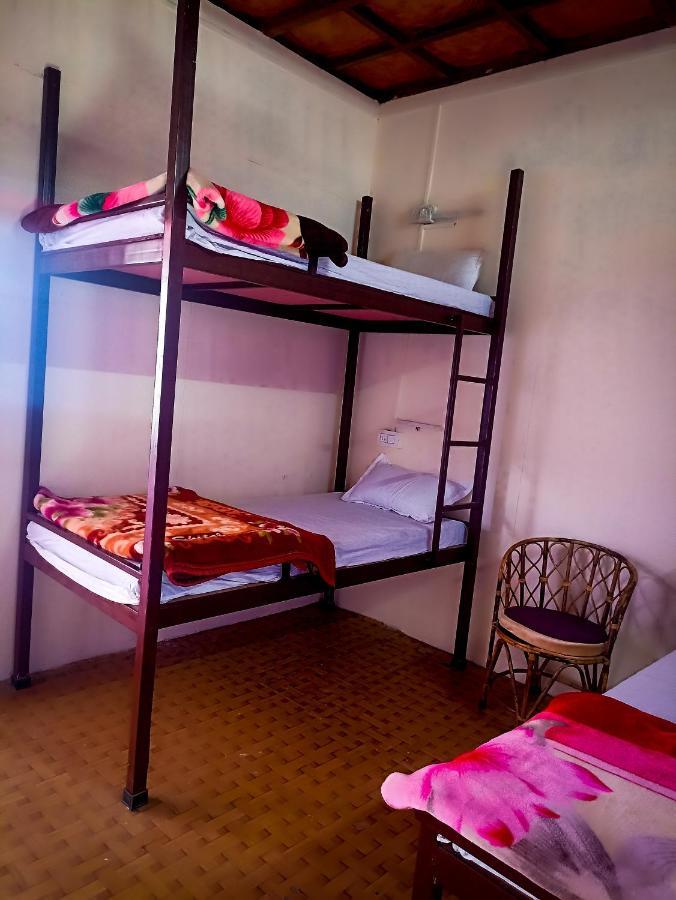 Anna Hostel Tapovan Rishīkesh Zewnętrze zdjęcie